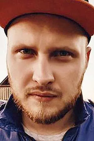 Максим Максимов